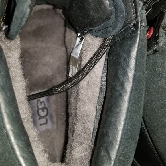 - Waterproof - Picture 4 of 10